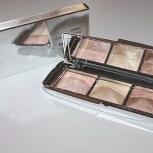 Hourglass Ambient Metallic Strobe Lighting Palette - Limited Ed, Discontinued